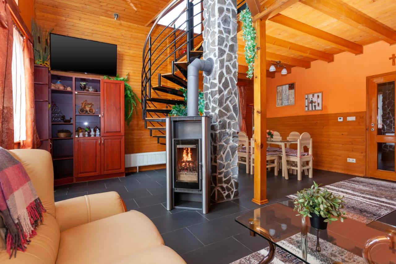 Winter & Summer - Chalets Zdiar Ngoại thất bức ảnh